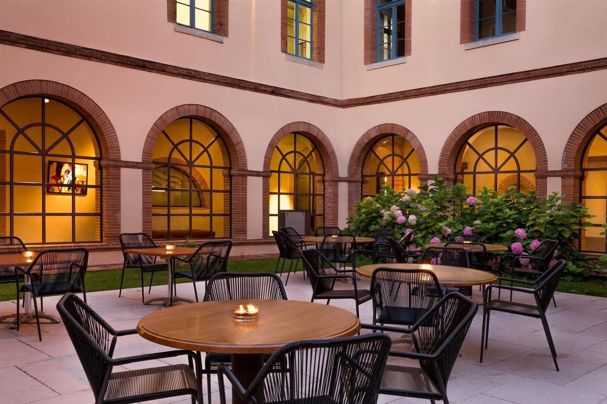 Abbaye Des Capucins & Hotel 4*